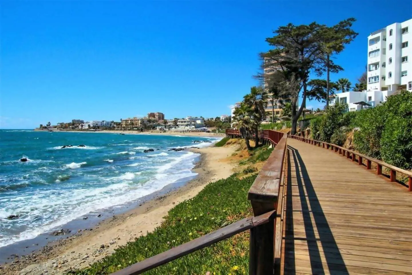 Sitio de CalahondaSr Riviera Park Mijasアパートメント アパート Sitio de Calahonda
